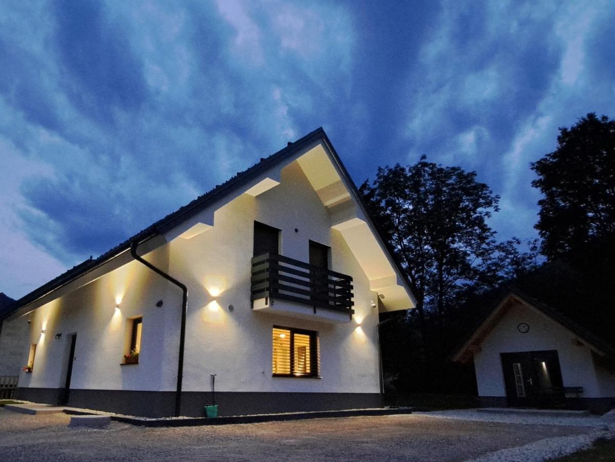 Riverside Apartma 1, Kranjska Gora Extérieur photo